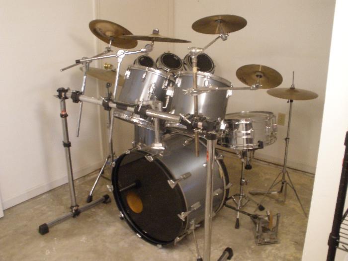 Tama Imperial Star set - 24" kick - 13 & 14" rack toms - 18" floor tom - Gibraltar Hardware - 20' Sabian ride - 17' Zildjian crash - Sabian HH mini 14" - Zildjian 12" splash & 14" hi hats + Yamaha roto toms and an extra Yamaha snare drum