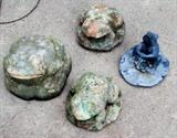 Outdoor decor - frogs.