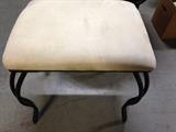 DRESSING TABLE SEAT