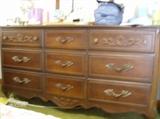 Bassett dresser with mirror