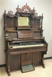 working model pump organ