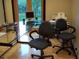 L Shaped curved glass and chrome desk/ chairs not available nor is computer