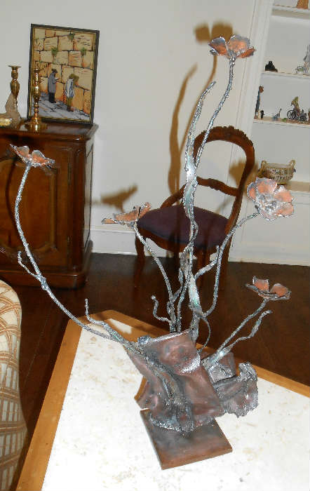 Sculpture by BUCHA