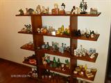 LOTS OF SETS OF VINTAGE SALT & PEPPER SETS