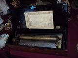 French cylinder music box 6 or 8 songs ????