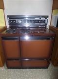 vintage 1970's stove  very clean