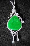 18k 铂金翡翠胸坠  18k  White Gold jadeite  pendant
