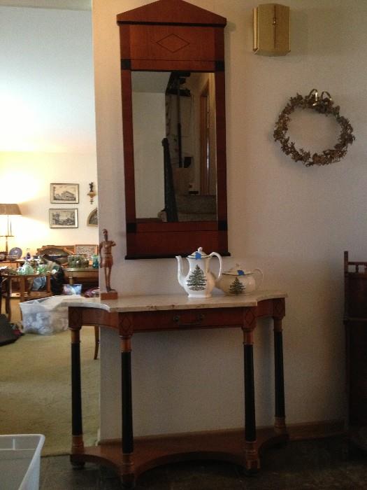 Gorgeous neo-classical Hekman console table with matching mirror.