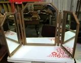 tri-fold vanity mirror