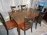 dining room table w/6 chairs, like NEW