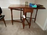 gate leg table