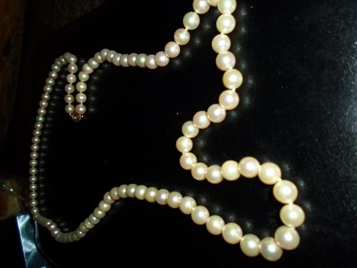 another shot of the pearls