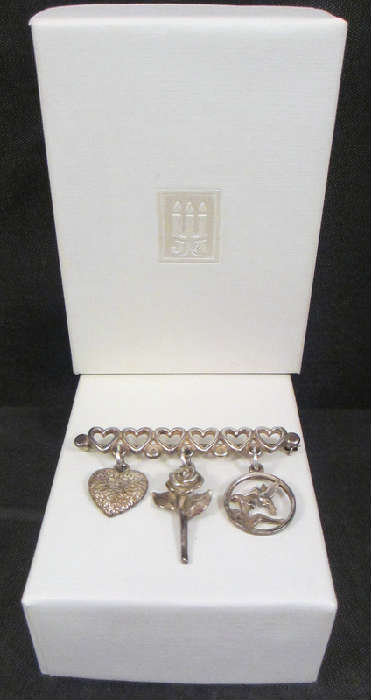 RETIRES JAMES AVERY STERLING SILVER HEART BAR PIN WITH 3 STERLING SILVER CHARMS AND ORIGINAL BOX!