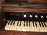 Wesley Antique Organ in working condition!
