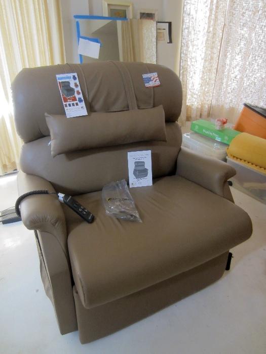 Never used lift chair.