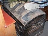 Humpback Antique Trunk