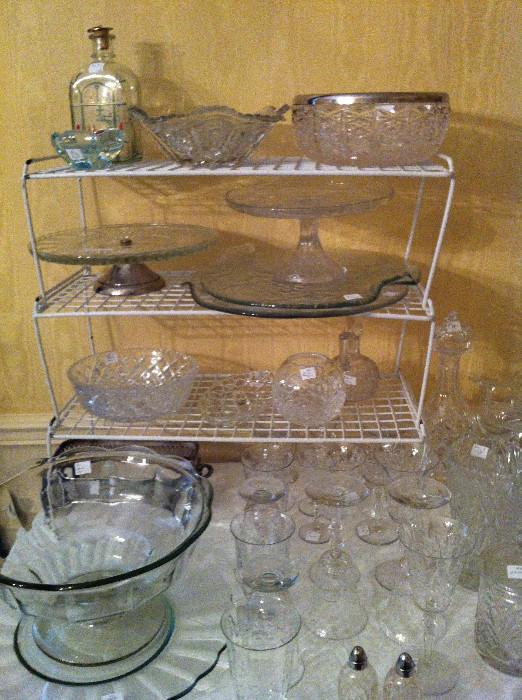                                   many pcs. of misc. glassware