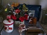                                       misc. decorative items