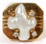 Lot#2035, 14KT GOLD FREE FORM PEARL & DIAMOND GENTLEMAN'S RING, 39.6GR,14kt yellow gold ring, featuring free form pearl at center, with round side diamonds; having a total approximate weight of 39.6 grams, size 10.