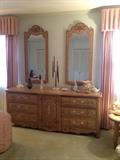 Thomasville double dresser 