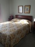 vintage head board and full mattress set