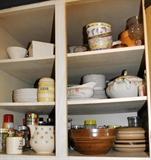 Vintage Mixing Bowls & China