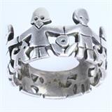 Estate James Avery sterling silver children ring: size 5 1/4, 3.9 gms