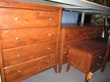 5 Piece Queen Bedroom Set $900