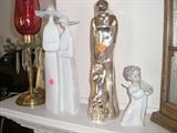 LLARDO NUNS AND ANGEL FIGURINES.