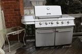 Kenmore Elite gas grill