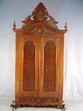 276 - -Walnut Victorian wardrobe, 9ft 8in. T, 54in. W, 22in. D. Walnut Victorian wardrobe, 9ft 8in. T, 54in. W, 22in. D.
