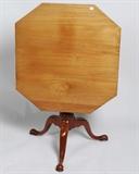 Queen Anne CT cherry octagonal tip top tea table H: 27", top 28-3/4" x 31"