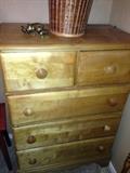 chest of drawers