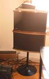 bose speakers with stands and EQ