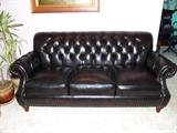 New Thomasville black leather. $950.00 Purchase price $1895.00