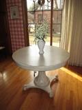 WHITE DISTRESSED PEDESTAL TABLE               MARK HAMPTON COMPANY
