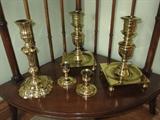 ASORTMENT OF BRASS CANDLESTICKS including: PAIR OF NEWPORT BRASS CANDLESTICKS BALL FEET
