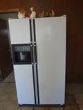 Kenmore 2-door refrigerator