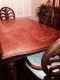 dinning room table 
