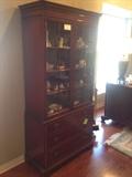 Vintage mahogany china/curio cabinet.
