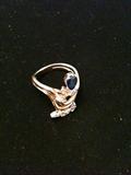Beautiful 18K sapphire and diamond ring