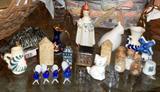 Small decorative collectibles.