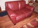 LEATHER LOVE SEAT
