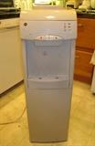GE water cooler (hot and cold)