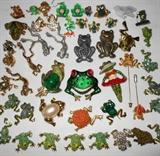 Lots of Froggy Jewerly, some nice Vintage Pieces including Weiss