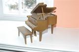 Piano Music Box