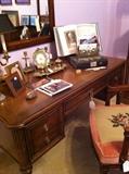   lovely desk  & accessories/needle point chair seat