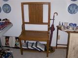 Very Nice Oak Hall Seat w/Umbrella Stand