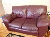 LEATHER BURGANDY LOVESEAT