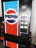 PEPSI MACHINE WORKING ORDER SET TO TAKE NICKLES, BUT CAN BE CHANGED